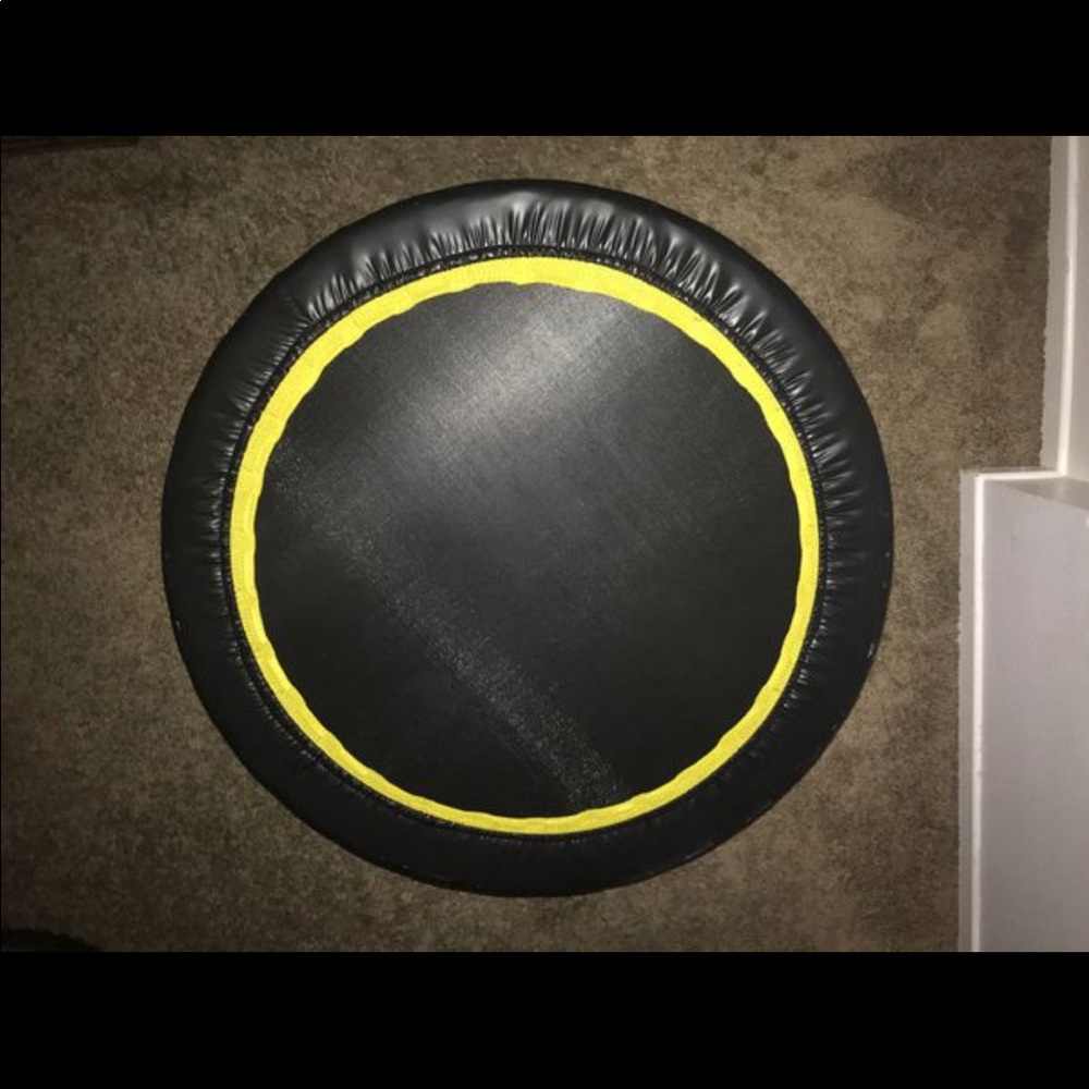Workout trampoline